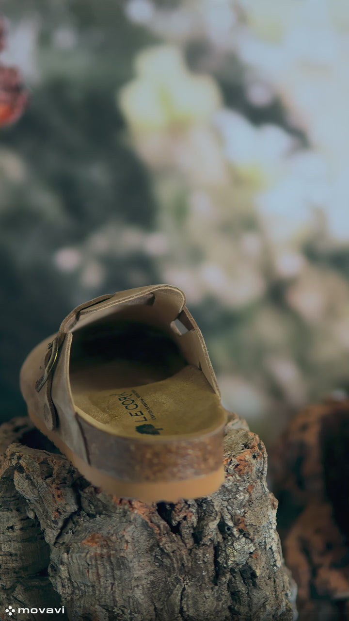 Clog Guarda Camurça Avelã